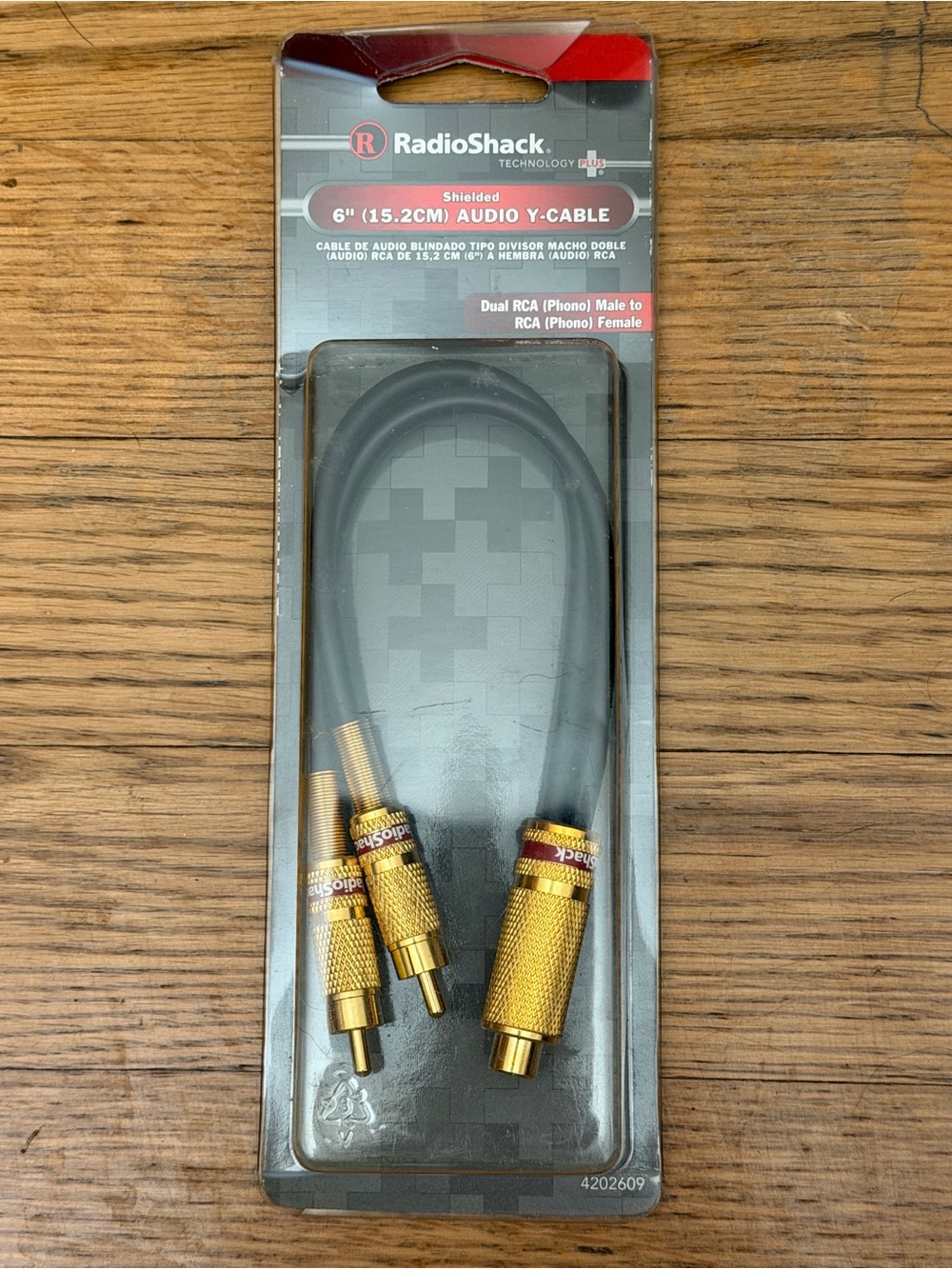 RadioShack Shielded Audio Y-Cable 6” Dual RCA Male to RCA Female NEW Vintage